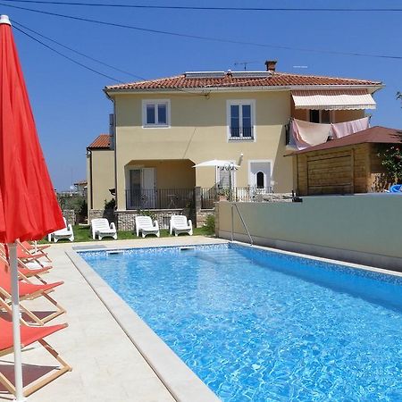 Apartments Villa Ela أوماغ المظهر الخارجي الصورة