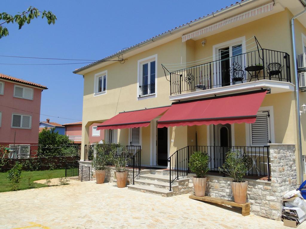 Apartments Villa Ela أوماغ الغرفة الصورة