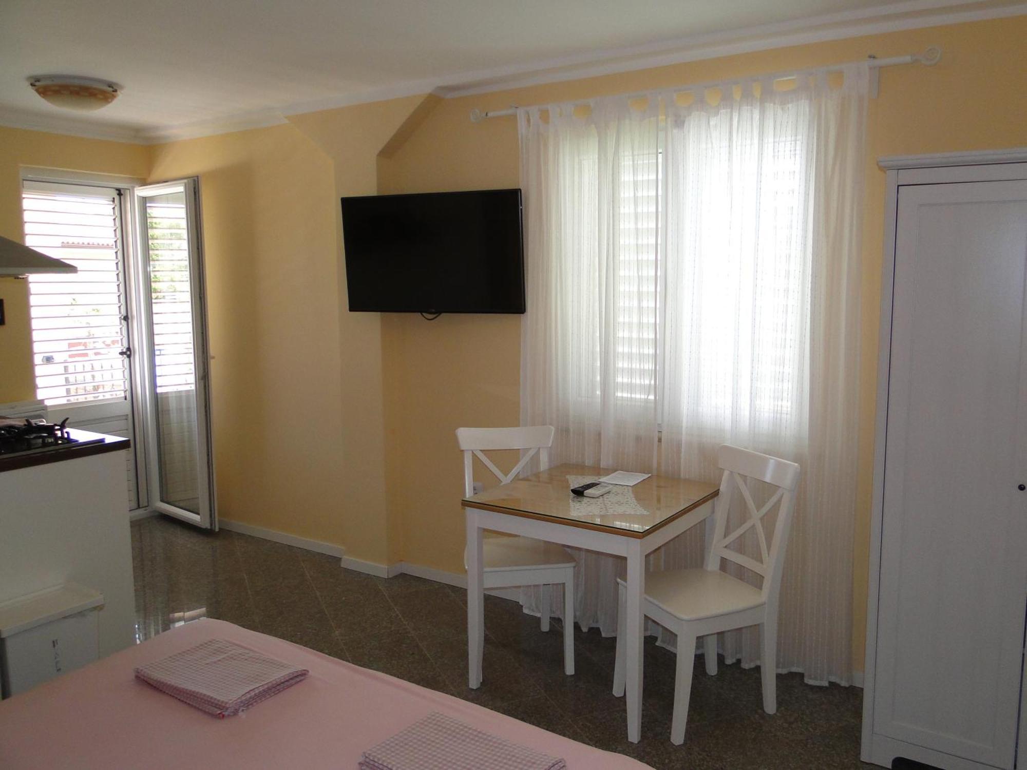 Apartments Villa Ela أوماغ الغرفة الصورة
