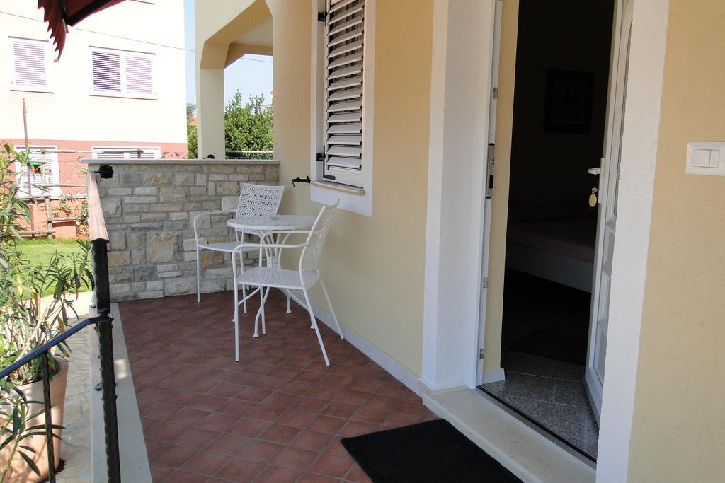 Apartments Villa Ela أوماغ المظهر الخارجي الصورة