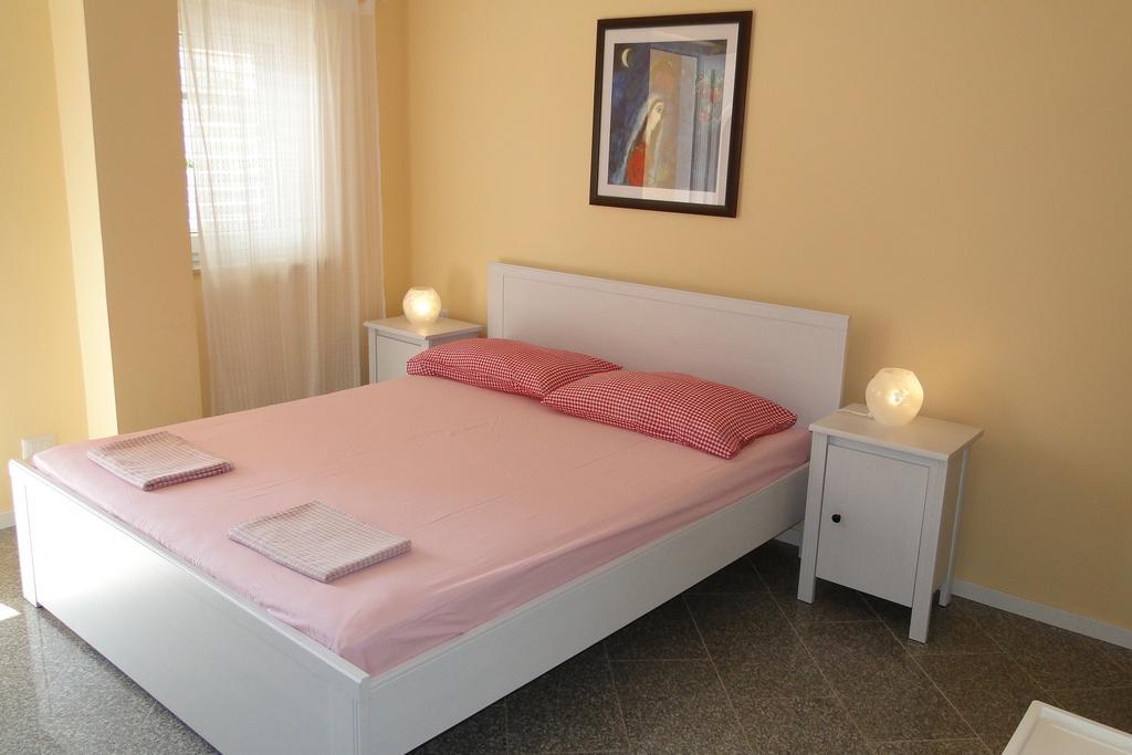Apartments Villa Ela أوماغ المظهر الخارجي الصورة