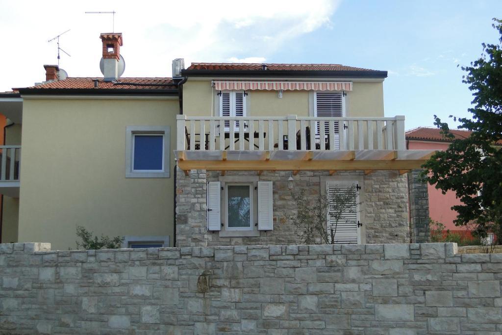 Apartments Villa Ela أوماغ المظهر الخارجي الصورة