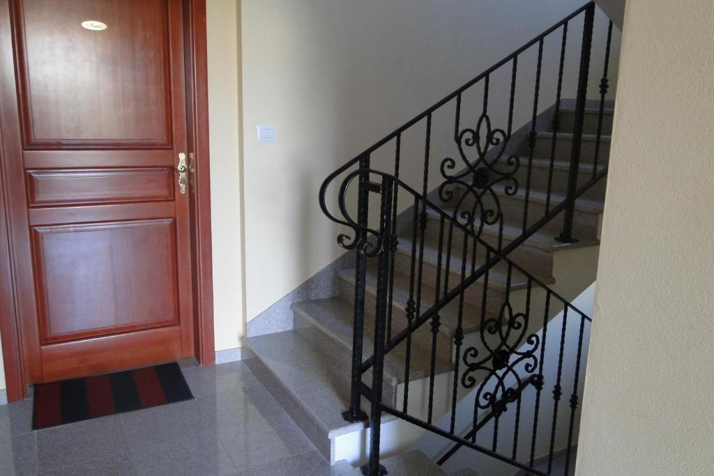 Apartments Villa Ela أوماغ المظهر الخارجي الصورة
