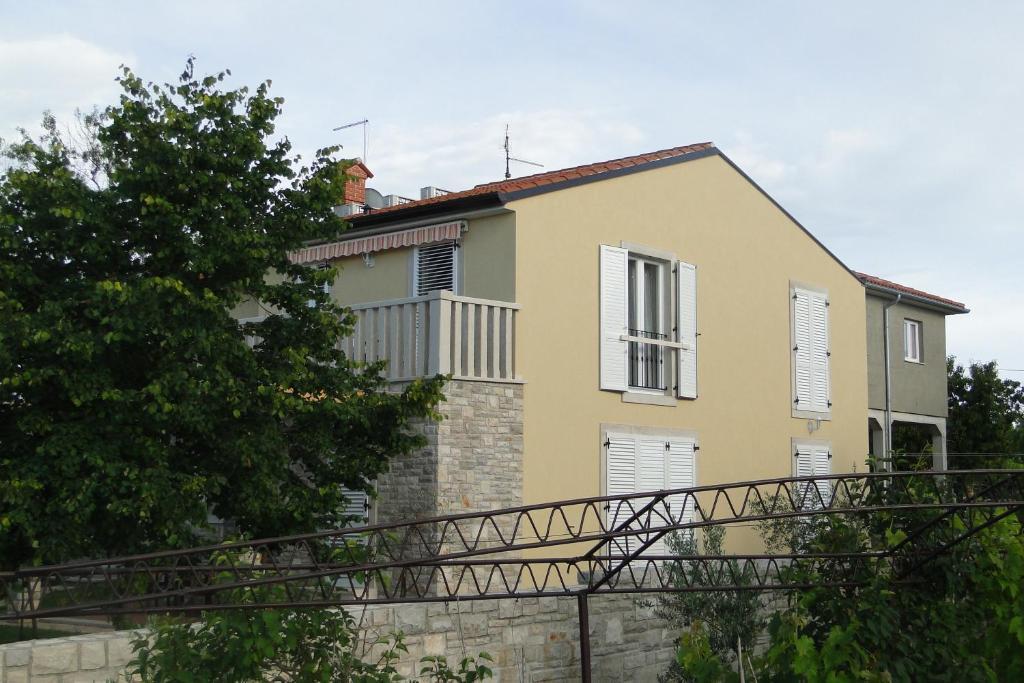 Apartments Villa Ela أوماغ المظهر الخارجي الصورة