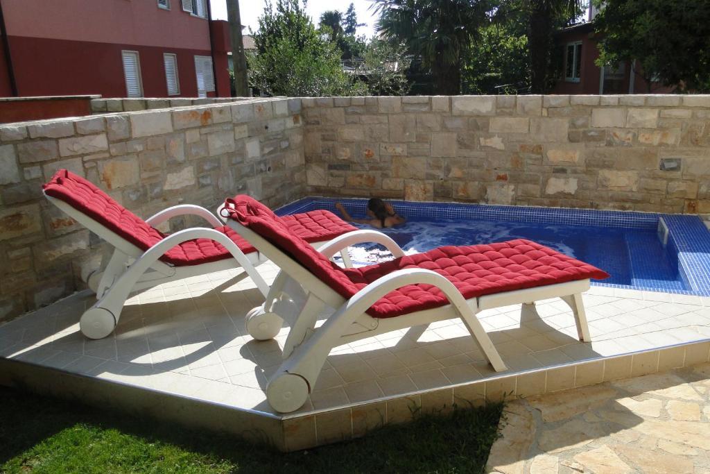 Apartments Villa Ela أوماغ المظهر الخارجي الصورة